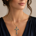 Collar Cruz Royale Baño de Oro 18K y Circones
