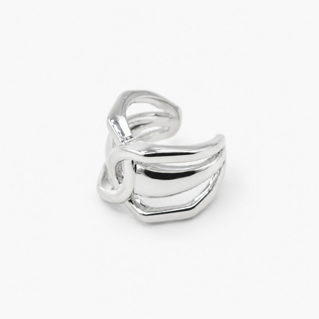 Ear Cuff Plateado Entrelazado
