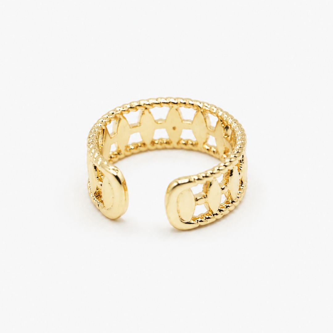 Ear Cuff Calado Eslabón Oval Baño de Oro 18K