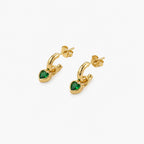 Argollas doradas bañadas en oro 18K con corazón verde