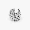 Ear Cuff Plateado con Relieve de Balines