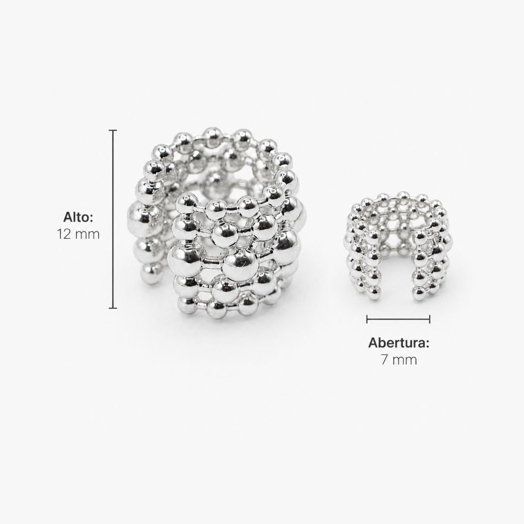 Ear Cuff Plateado con Relieve de Balines
