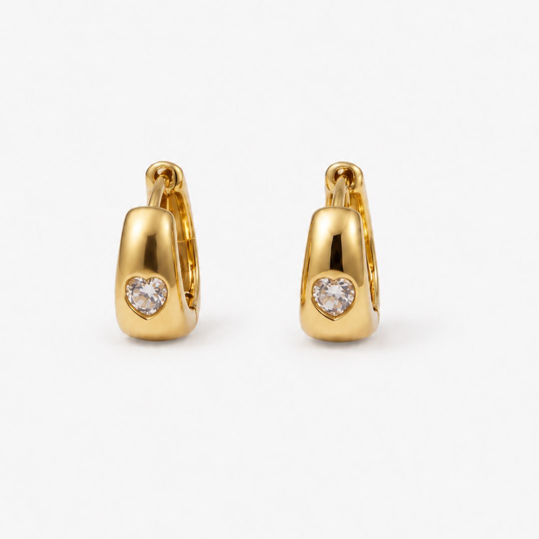 Argollas con circón corazón, Bañadas en oro 18K