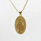 Collar Virgen Milagrosa Bañado en Oro 18K