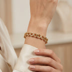 Brazalete Roma Texturizado Bañado en Oro 24K