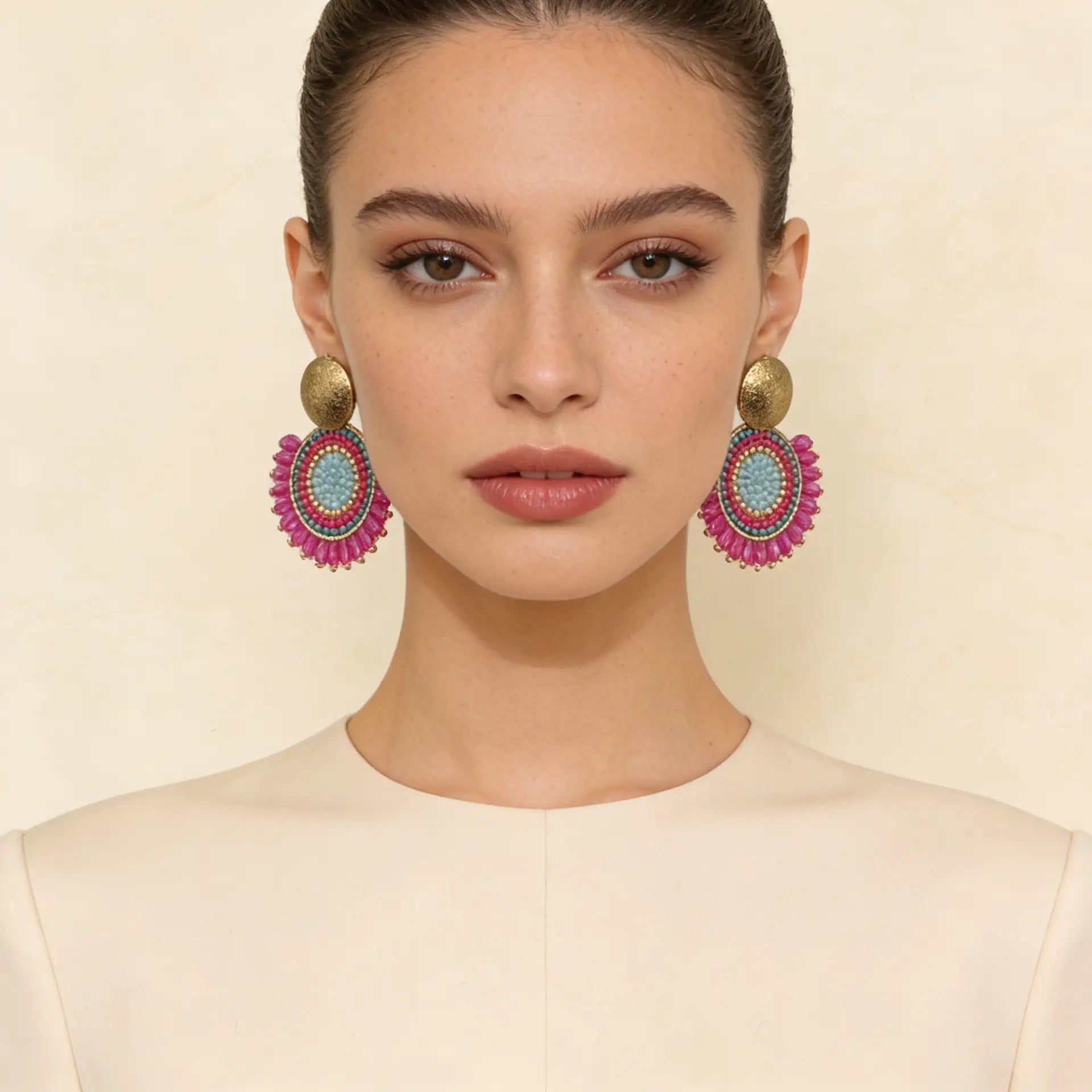 Aros Medallón Tejido — Fucsia Turquesa