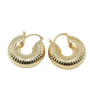 Argolla acanalada dorada bañadas en oro 18K – Dulcymar Accesorios