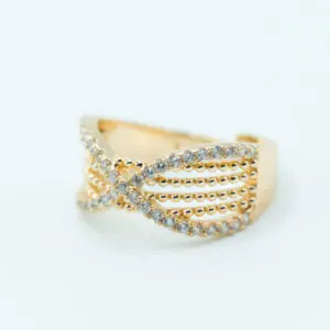 Anillo dorado 24K cruz X con circones | Dulcymar